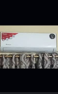 Dawlance 1.5 ton Dc Inverter heat and cool lush condition