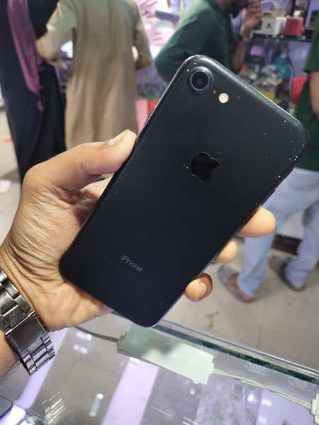 iPhone 7 256gb PTA Official Approved 1