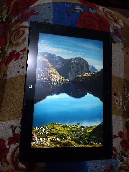 Windows 10 Tablet 4gb/64gb 0