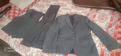 Three pieces suits ( men's)