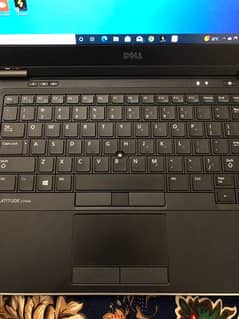 Dell laptop for sale available