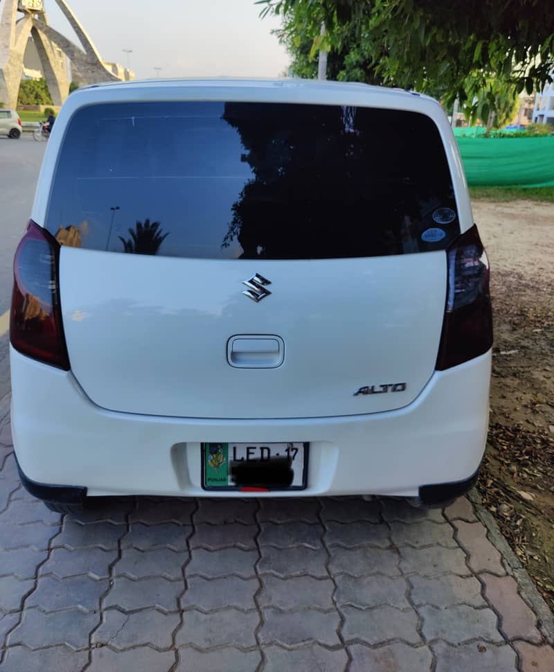 Suzuki Alto 2011 1