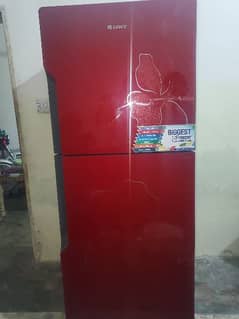 Gree REFRIGERATOR model E8768G-CR1