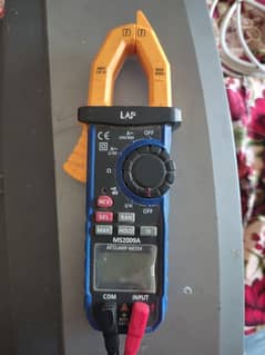 Ac clamp Meter