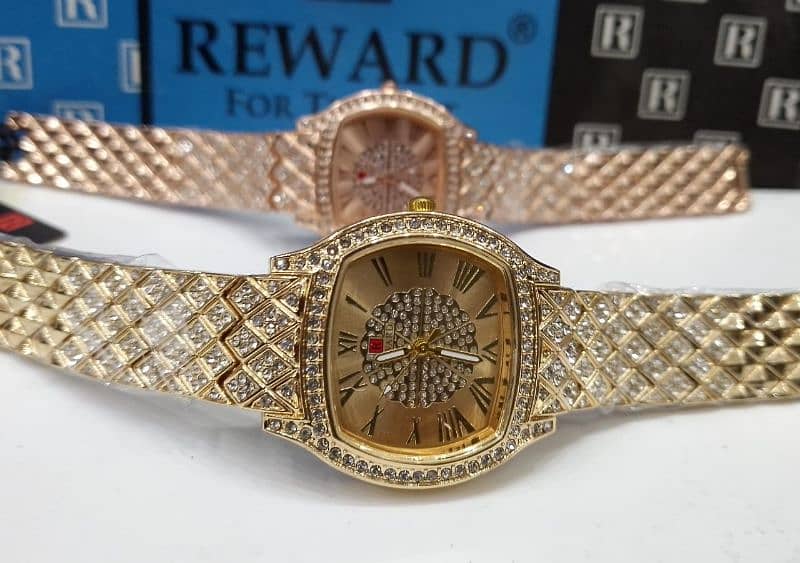 reward ladies watch contact me on whatsapp 03009478225 0