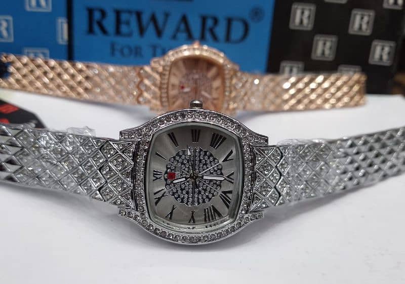 reward ladies watch contact me on whatsapp 03009478225 10