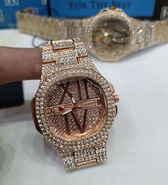 reward ladies watch contact me on whatsapp 03009478225 11