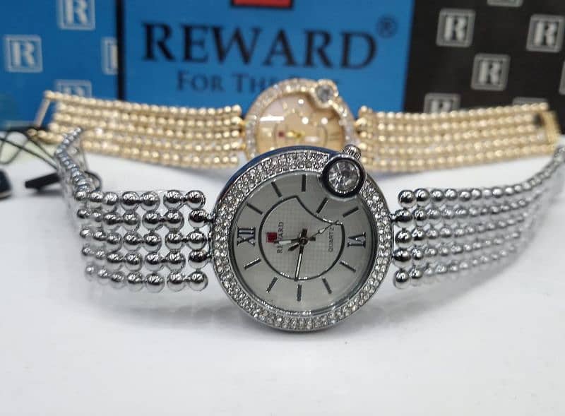 reward ladies watch contact me on whatsapp 03009478225 16