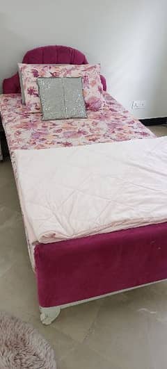 brand new pink 2 single bed with mattress and 1 side table