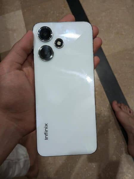 Infinix hot 30 play 1