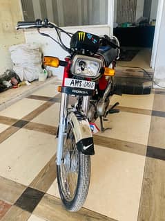 honda70 22model full lush condition