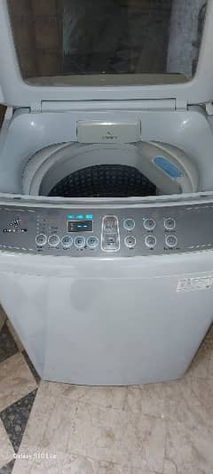 Samsung washing machine (WA70H4000SG)