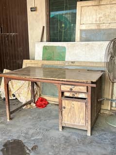 office table / wooden table for office/big table/large table / maize