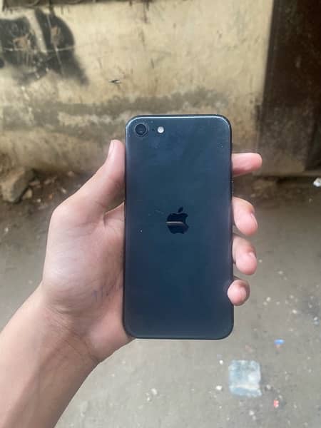 iphone 7plus camera available  iphone SE2020 reed add 1