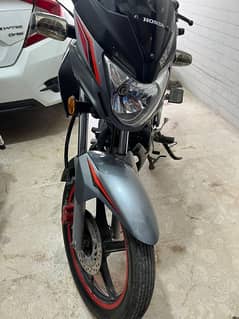 Honda CB150 F