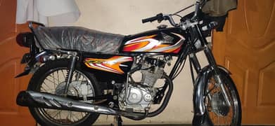 Honda CG 125 Karachi number black color. 03132061844