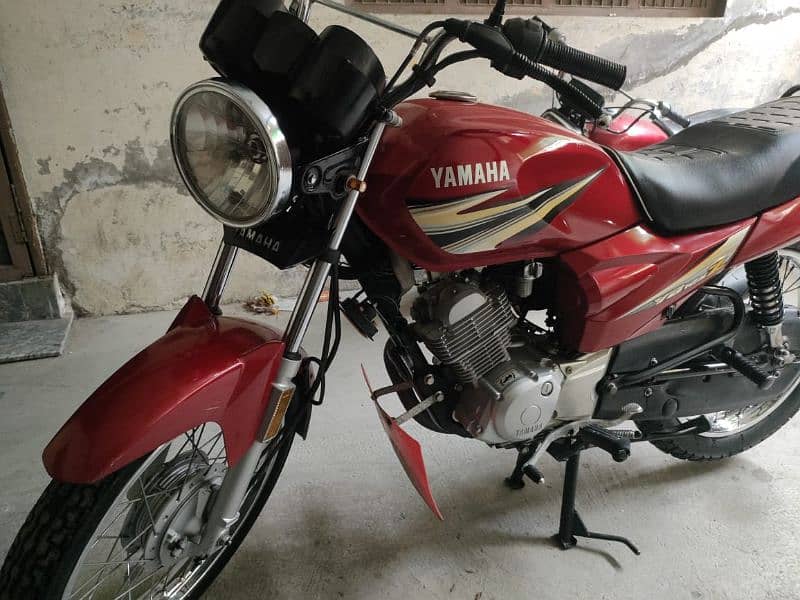 Yamaha YB125Z in Excellent condition. Sale in Sheikhupura. 4