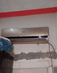 oreint DC inverter Ac good condition. . 1.5 ton