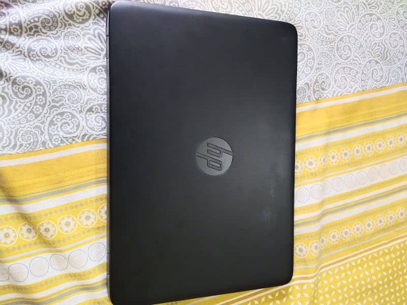 laptop hp  820 | i5 | 4th generation | 256gb SSD | 500gb HDD 1