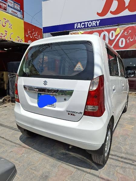 Suzuki Wagon R 2018 4