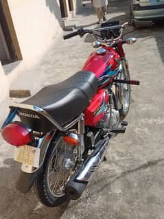 Honda CG 125 2024 1500km only 03364303827 only WhatsApp