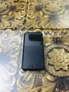 I Phone 7 Plus 32 GB Facotry Unlocked PTA Approved