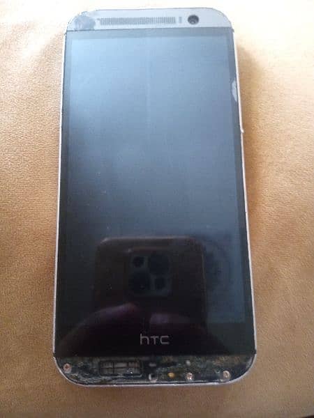 HTC M8 0