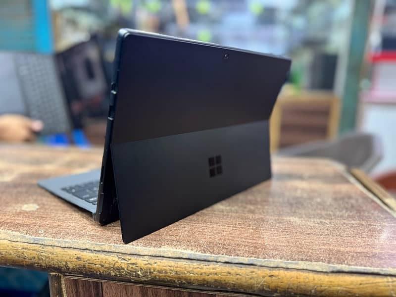 Surface Pro 6 - Core i5 8th Gen - 8Gb 256Gb Black colour 1