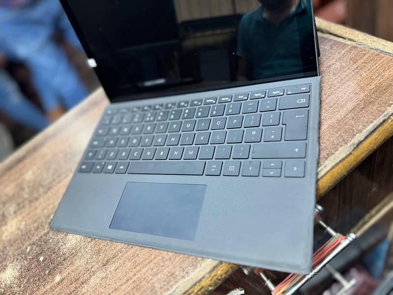 Surface Pro 6 - Core i5 8th Gen - 8Gb 256Gb Black colour 6