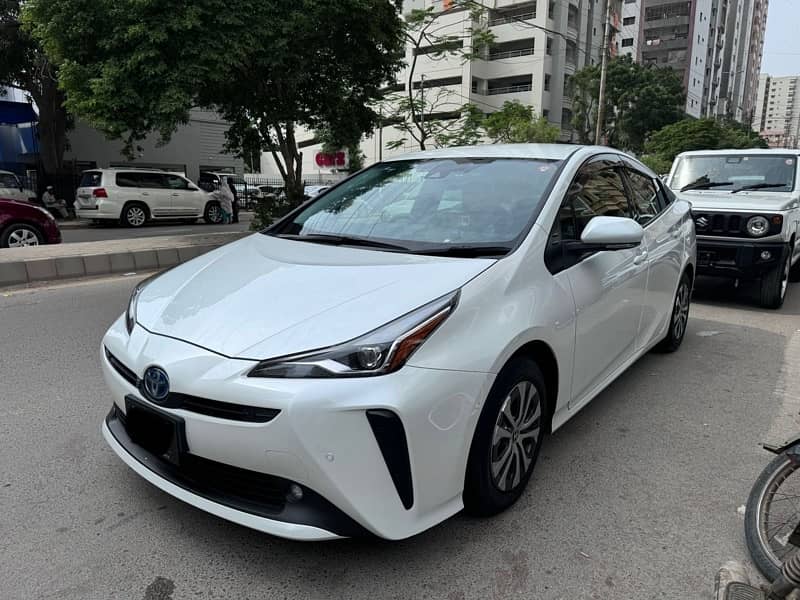 Toyota Prius 2021 A package Top Of The Line 2