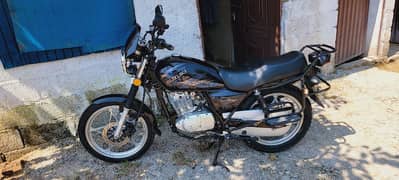 Suzuki GS 150 SE