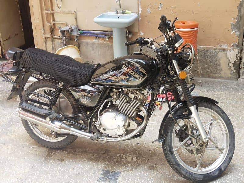 Suzuki 150 for sale all okay demand 3lack 20 hazar 1