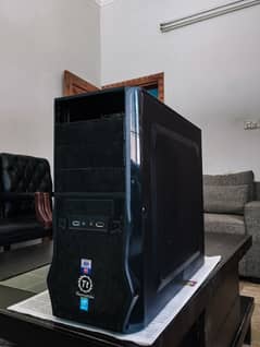 Core i7 4th + Radeon RX 5600 XT Gaming PC with 7 Pre-installed Games