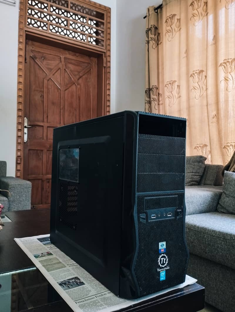 Core i7 4th + Radeon RX 5600 XT Gaming PC with 7 Pre-installed Games 1