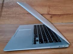 Macbook air 2013 Model