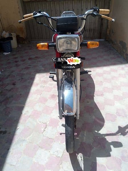 Honda CD 70 2022 3