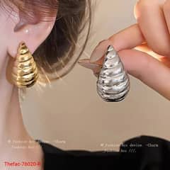 Product Code: Thefac-76020-R droper studs new arrival