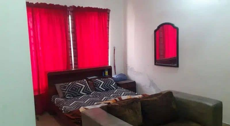 Room with attached bath on sharing basis is up for rent 2