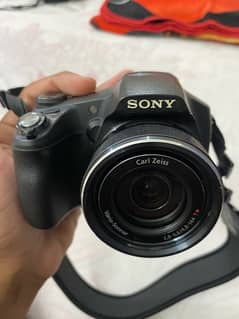 DSLR Sony Nikon Camera Condition 10/10 Like Brand new