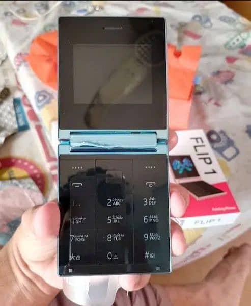 itel flip 1 keypad phone 0