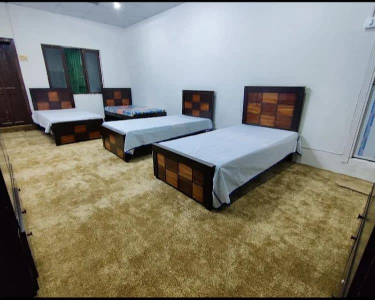 Running Girls Hostel Available for Sale In G10/3 4