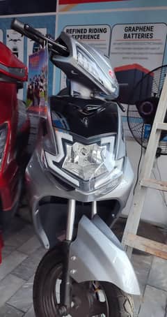 Electric scooty