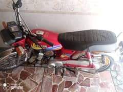 Yamaha 100 all ok all genuine body and parts