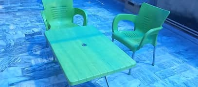 Boss Outdoor Plastic Table with 2 Chairs Garden Tables