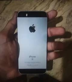 iPhone 5se memory 16 gb all ok 10 by 10 conditio4 din ho gaii