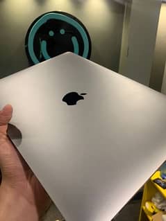 MacBook