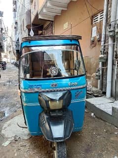 Sazgar rickshaw 21 model 10 / 10 condition lpg 0