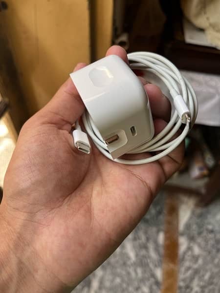 Apple Charger orignal 1