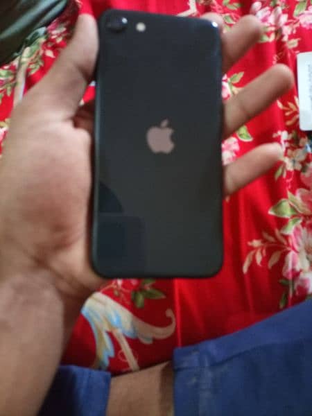 I phone se 2020 For sale all oky. 1