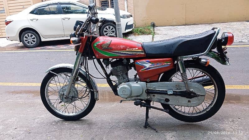 Honda CG 125 2013 2